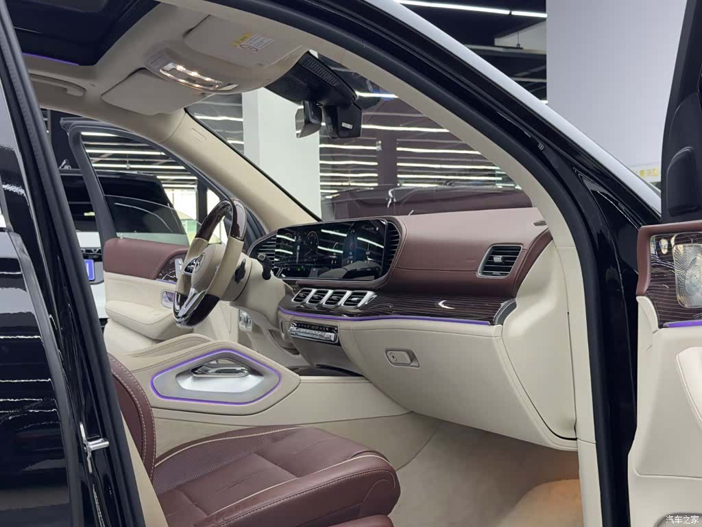 Maybach GLS, 2023 8