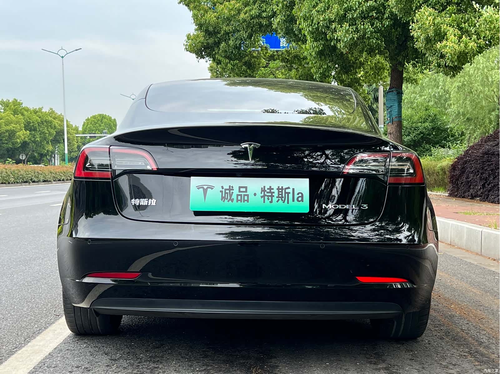 Tesla Model 3, 2023 4