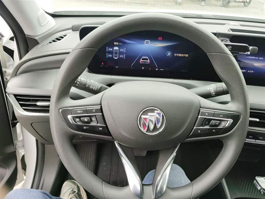 Buick Velar 2023, фото 7
