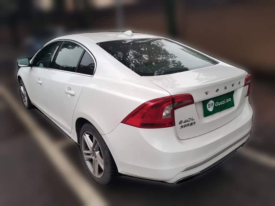 Volvo S60