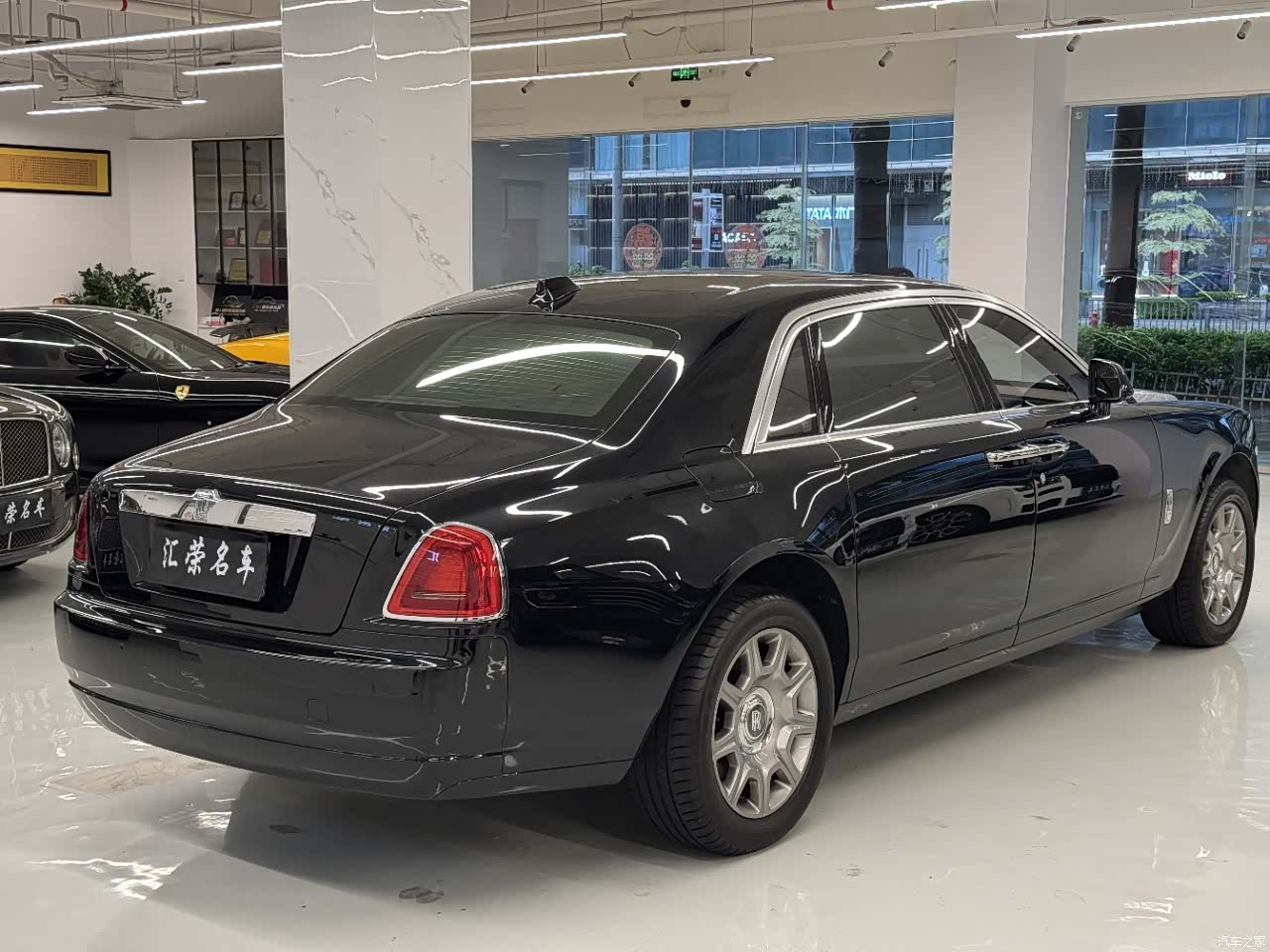 Rolls-Royce Ghost, 2018 9