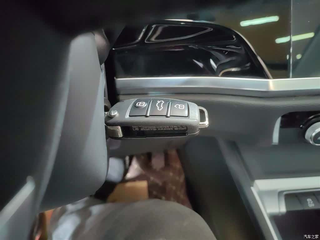 Audi Q3, 2021 17