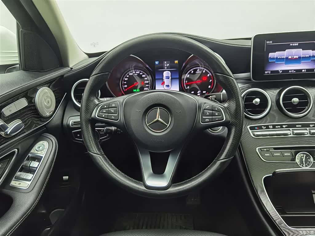 Mercedes-Benz C-Class, 2018 11