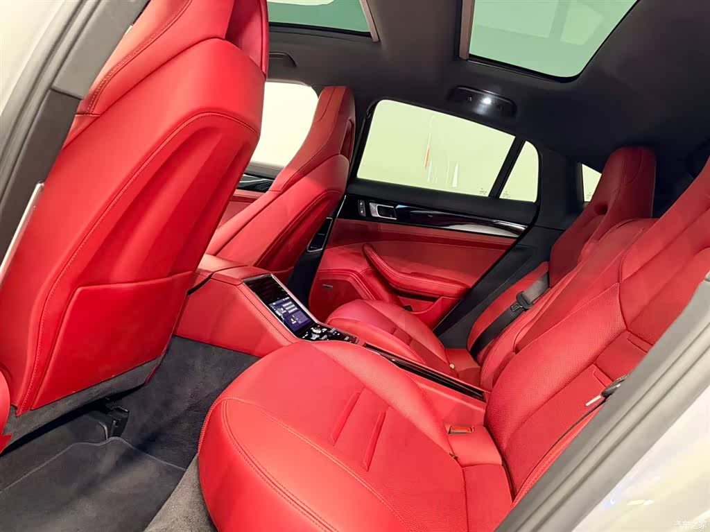 Porsche Panamera, 2022 13