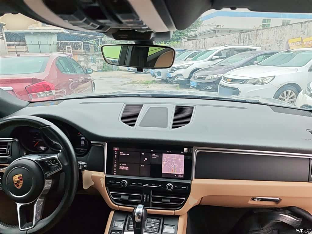 Porsche Macan, 2019 10