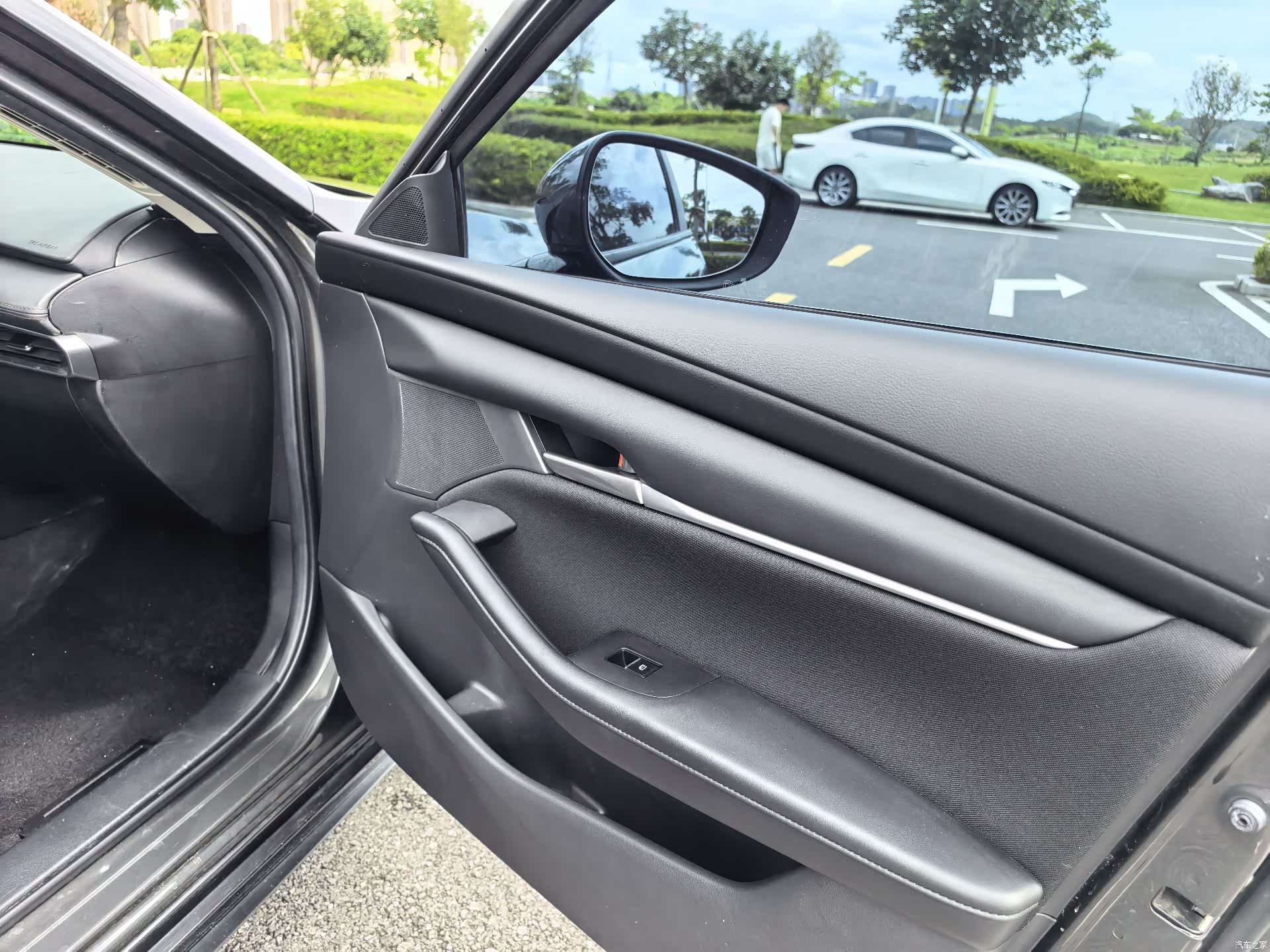 Mazda Mazda3, 2022 17