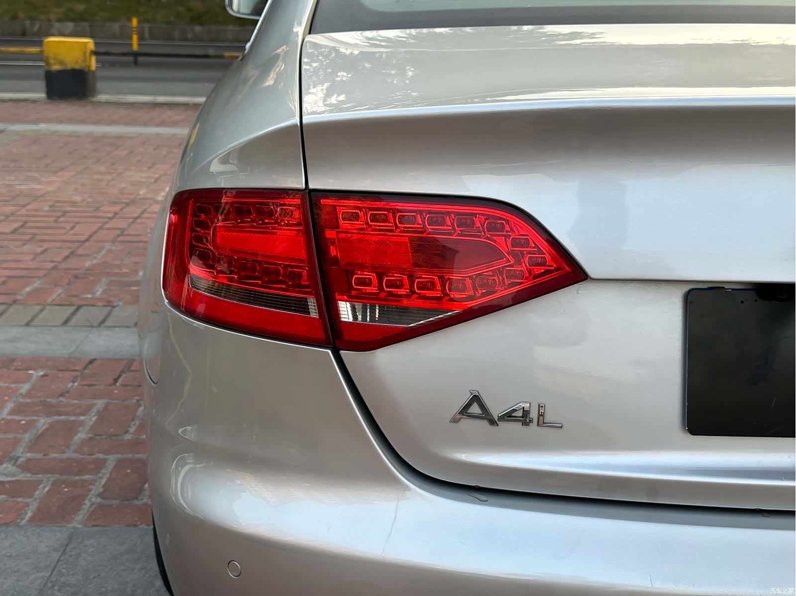 Audi A4L, 2012 10