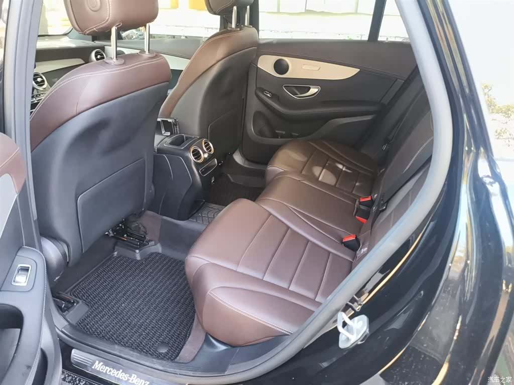 Mercedes-Benz GLC, 2022 13