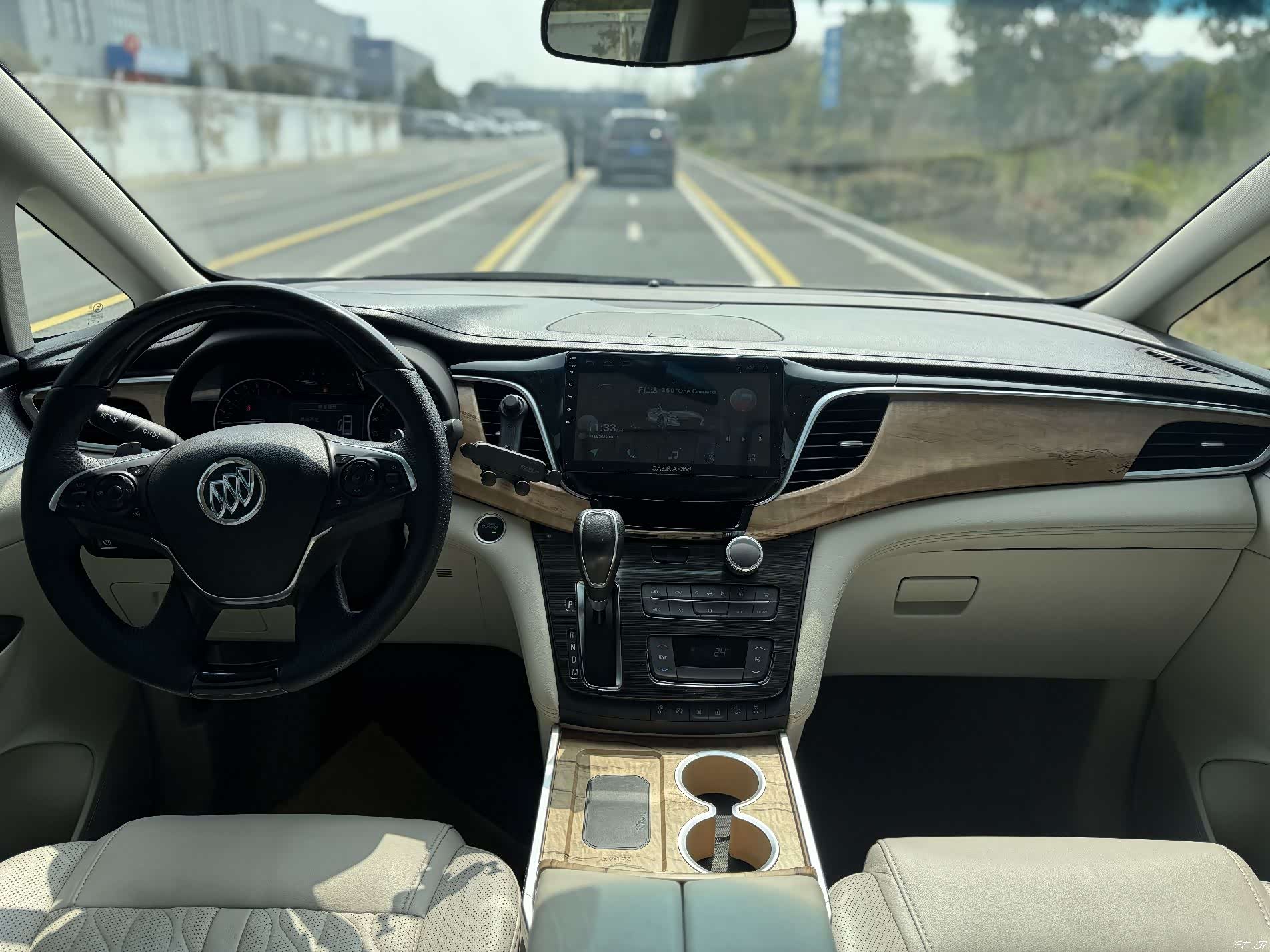 Buick GL8, 2020 8