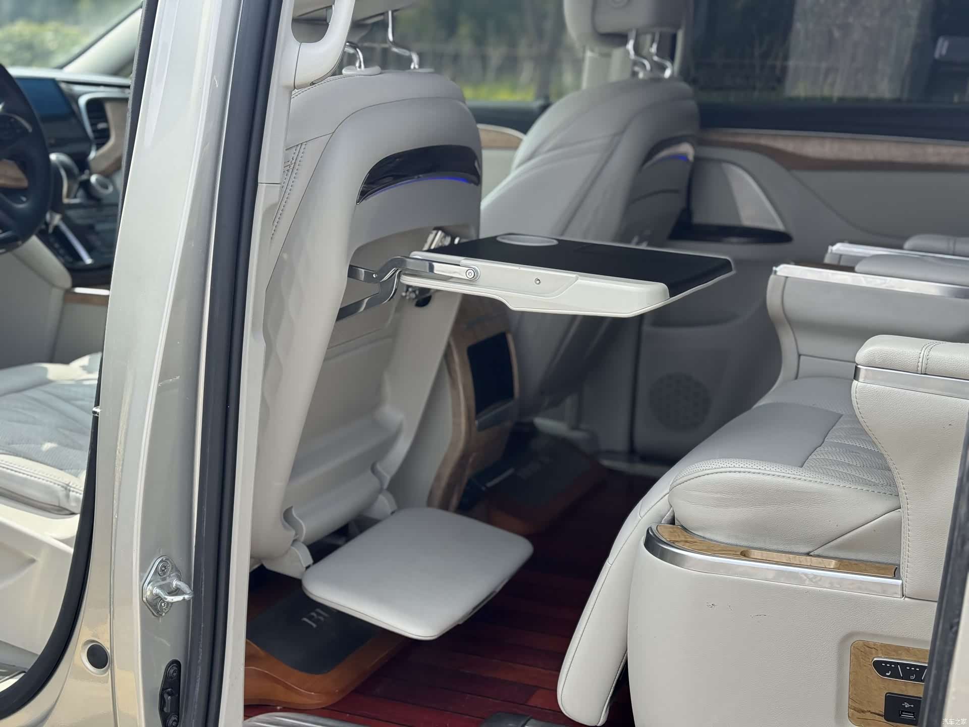 Buick GL8, 2020 15