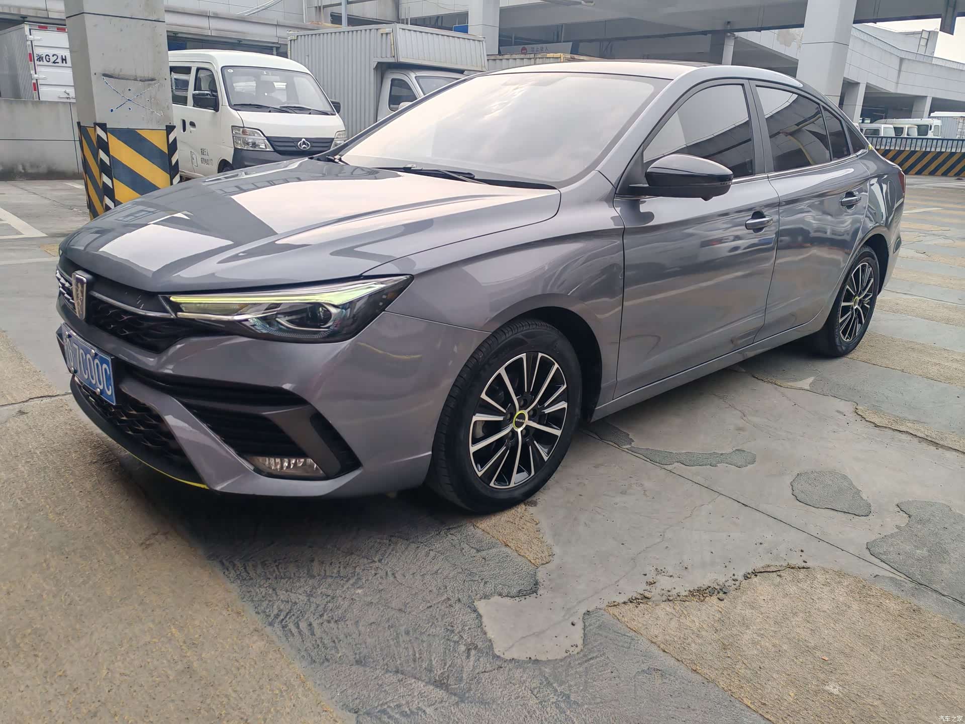 Roewe i5, 2022 1