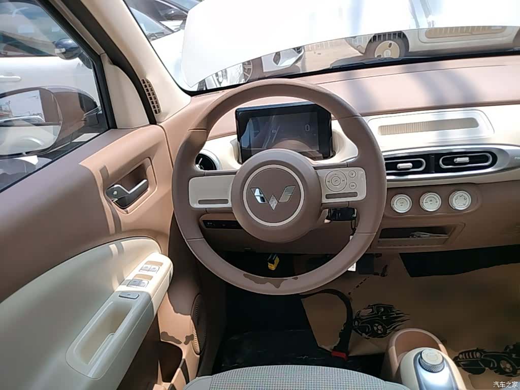 Wuling MINIEV, 2026 11