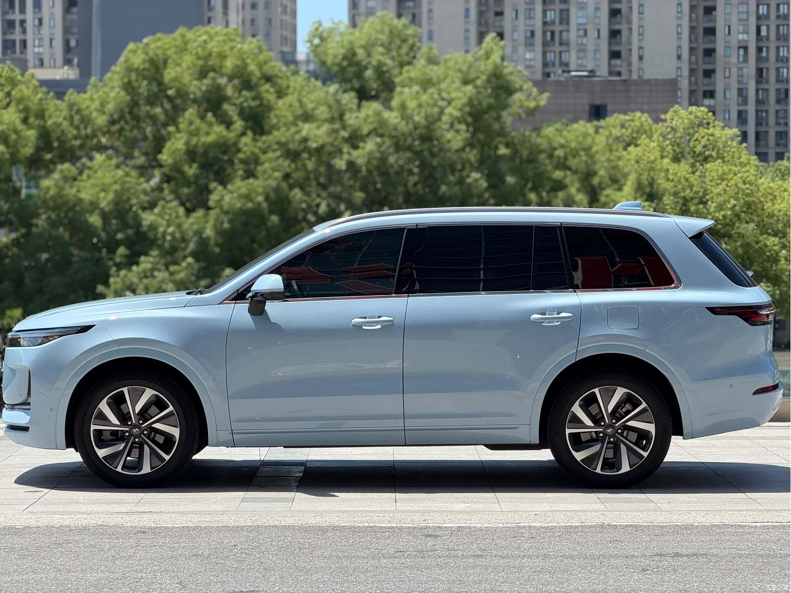 Li Auto ONE, 2022 14