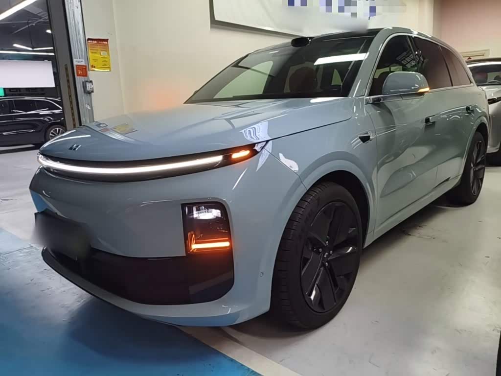 Li Auto L6