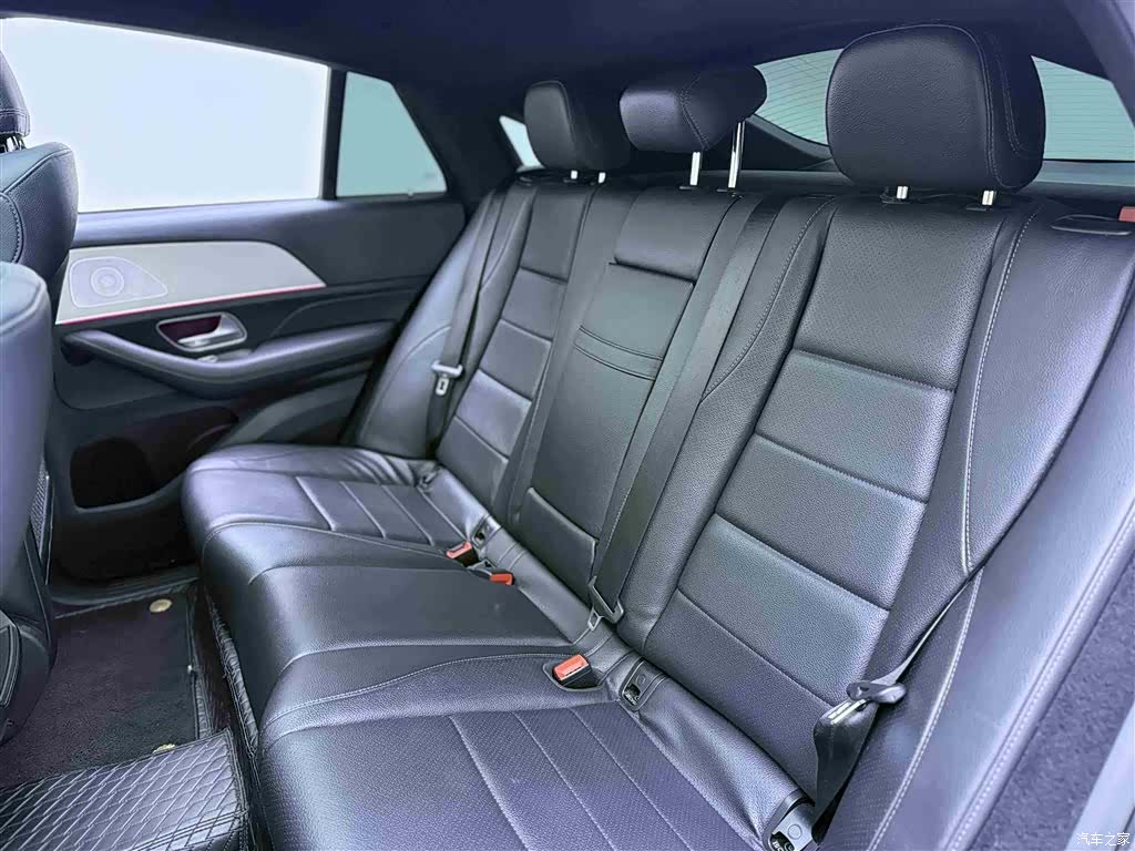 Mercedes-Benz GLE, 2021 16