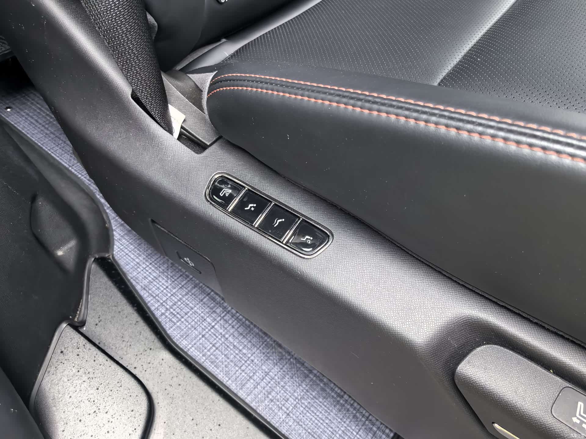 Trumpchi E8, 2025 31