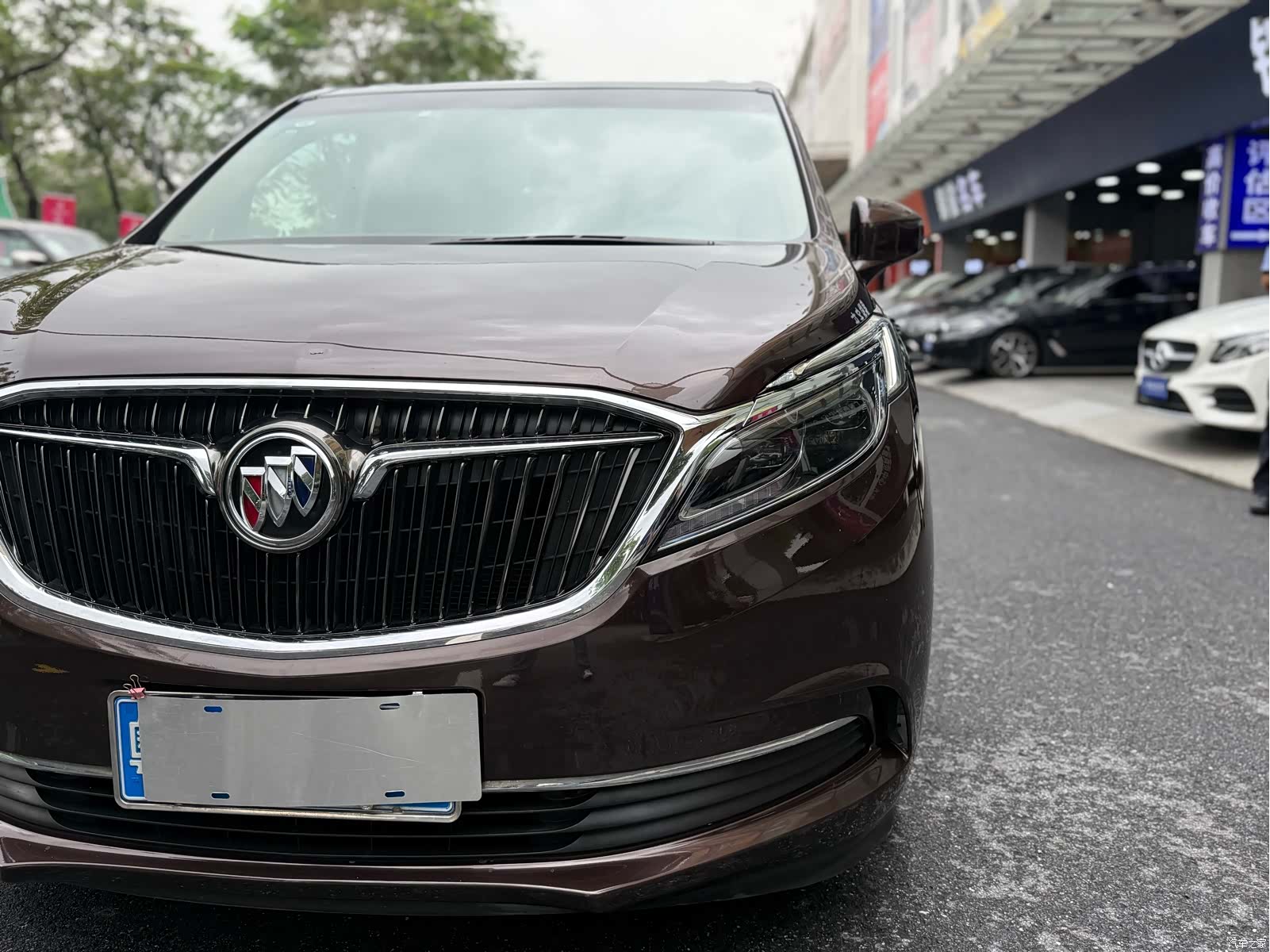 Buick GL8, 2018 6