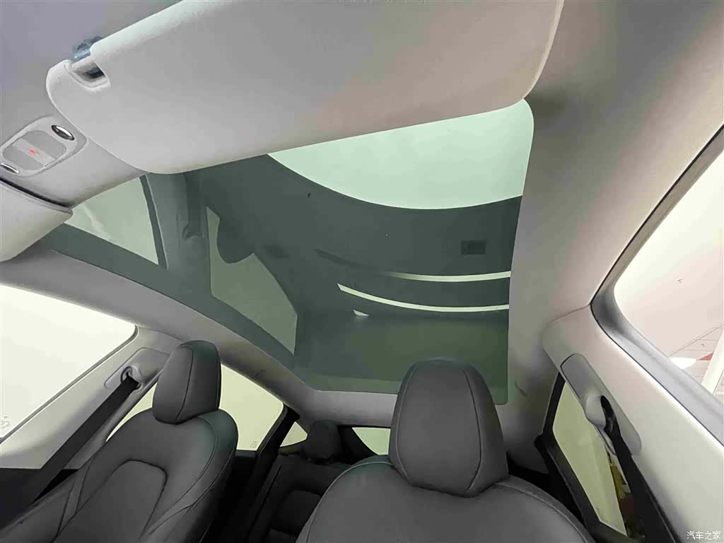 Tesla Model Y, 2023 6