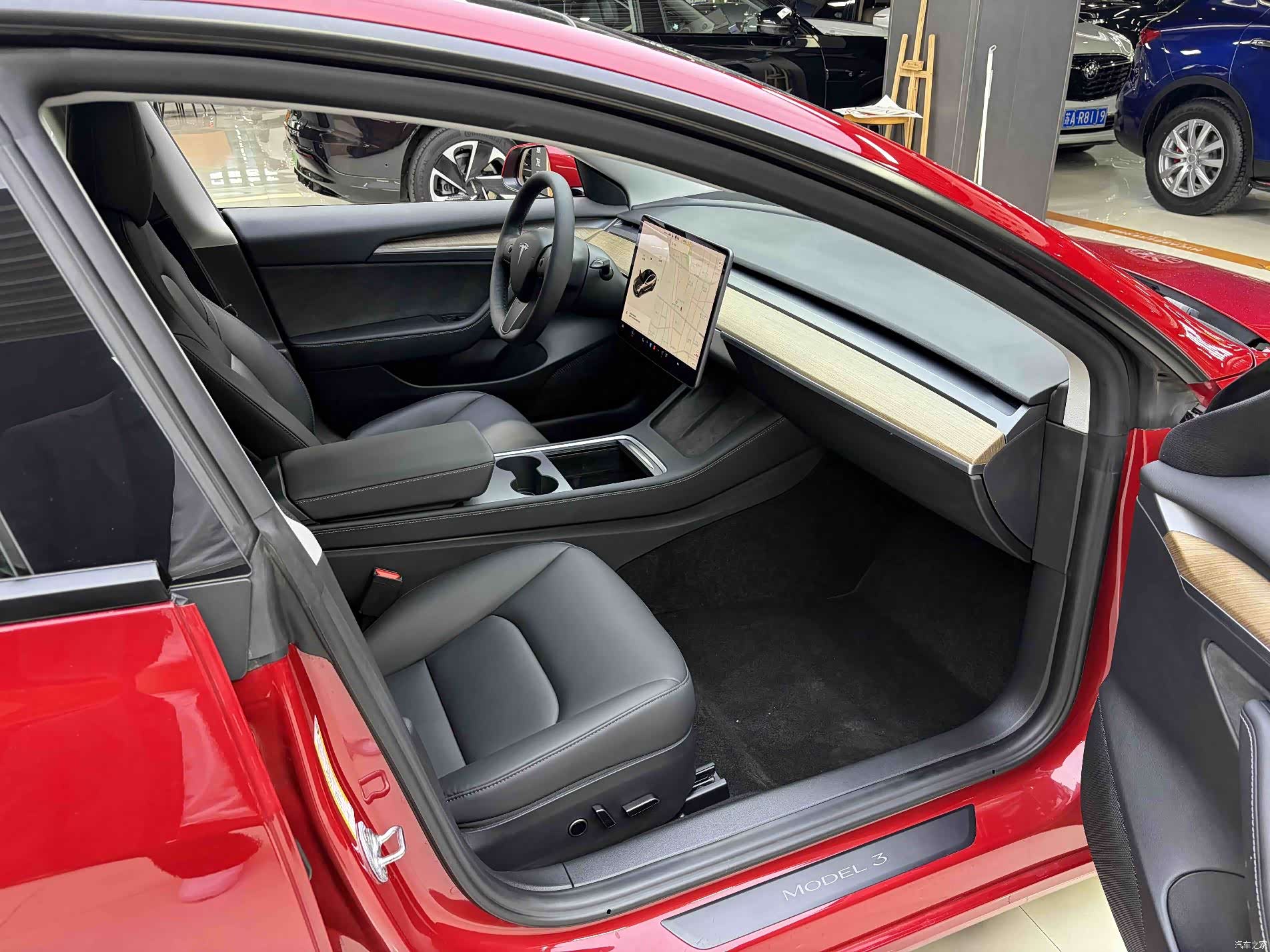Tesla Model 3, 2021 7