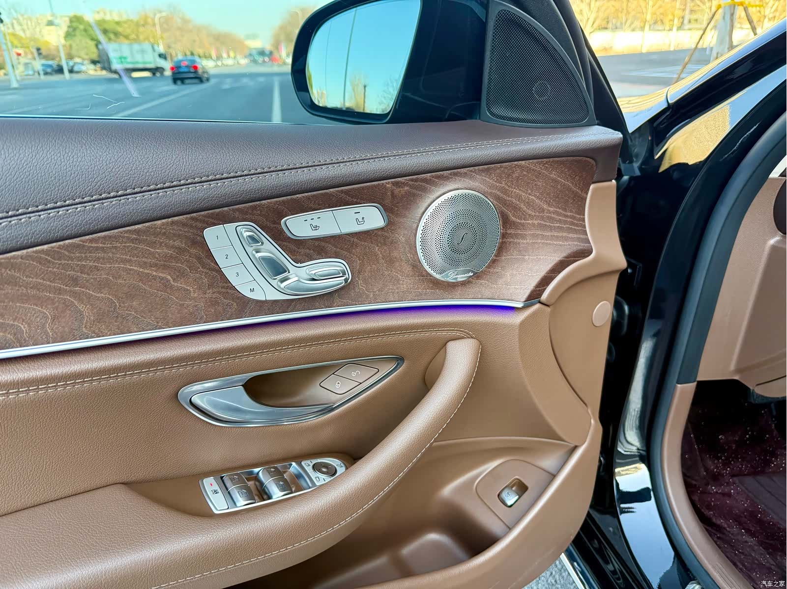 Mercedes-Benz E-Class, 2023 15