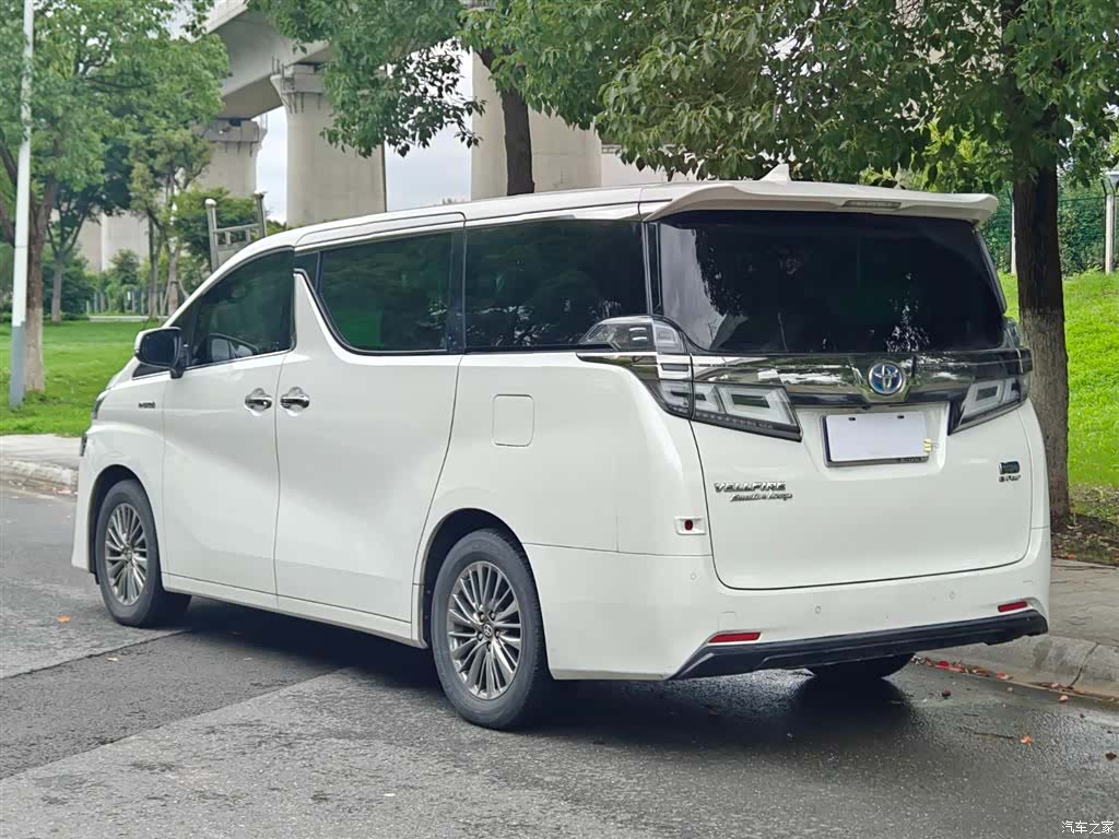 Toyota Vellfire, 2020 7