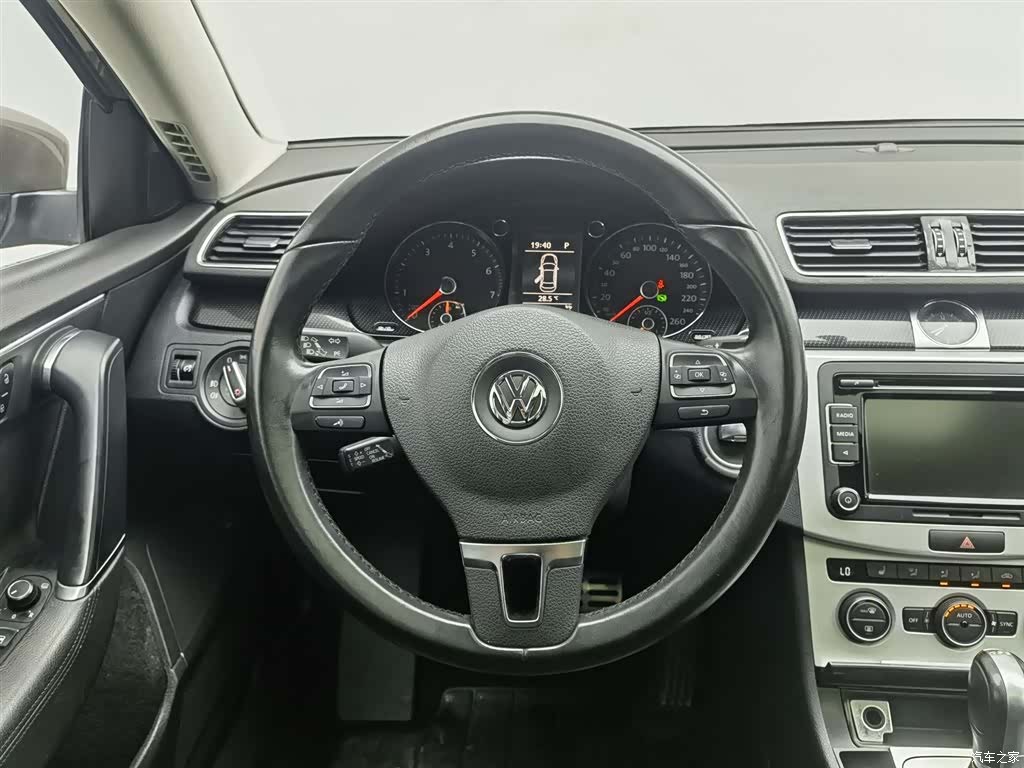 Volkswagen Magotan, 2015 11