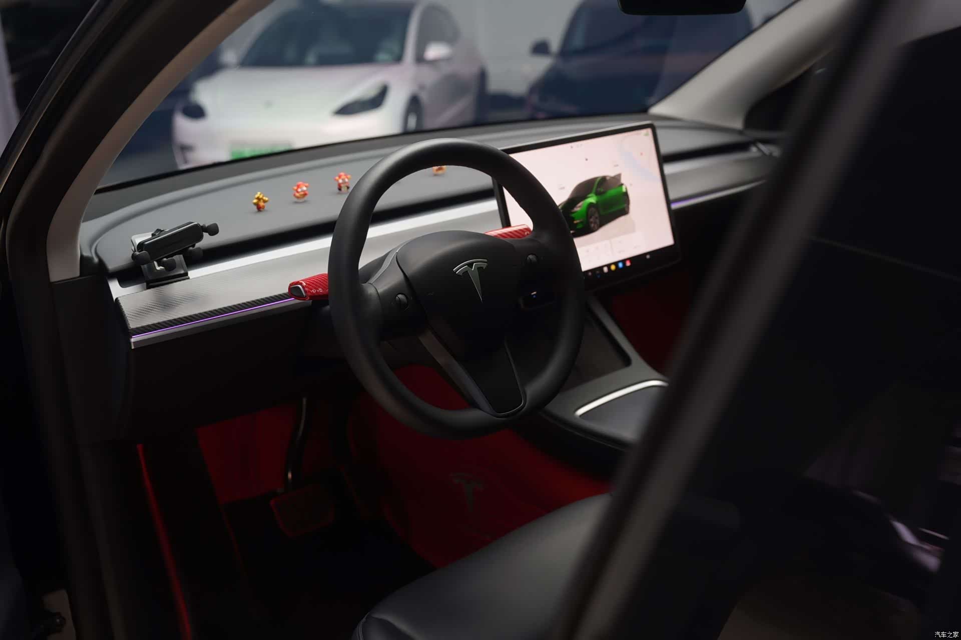 Tesla Model Y, 2024 12