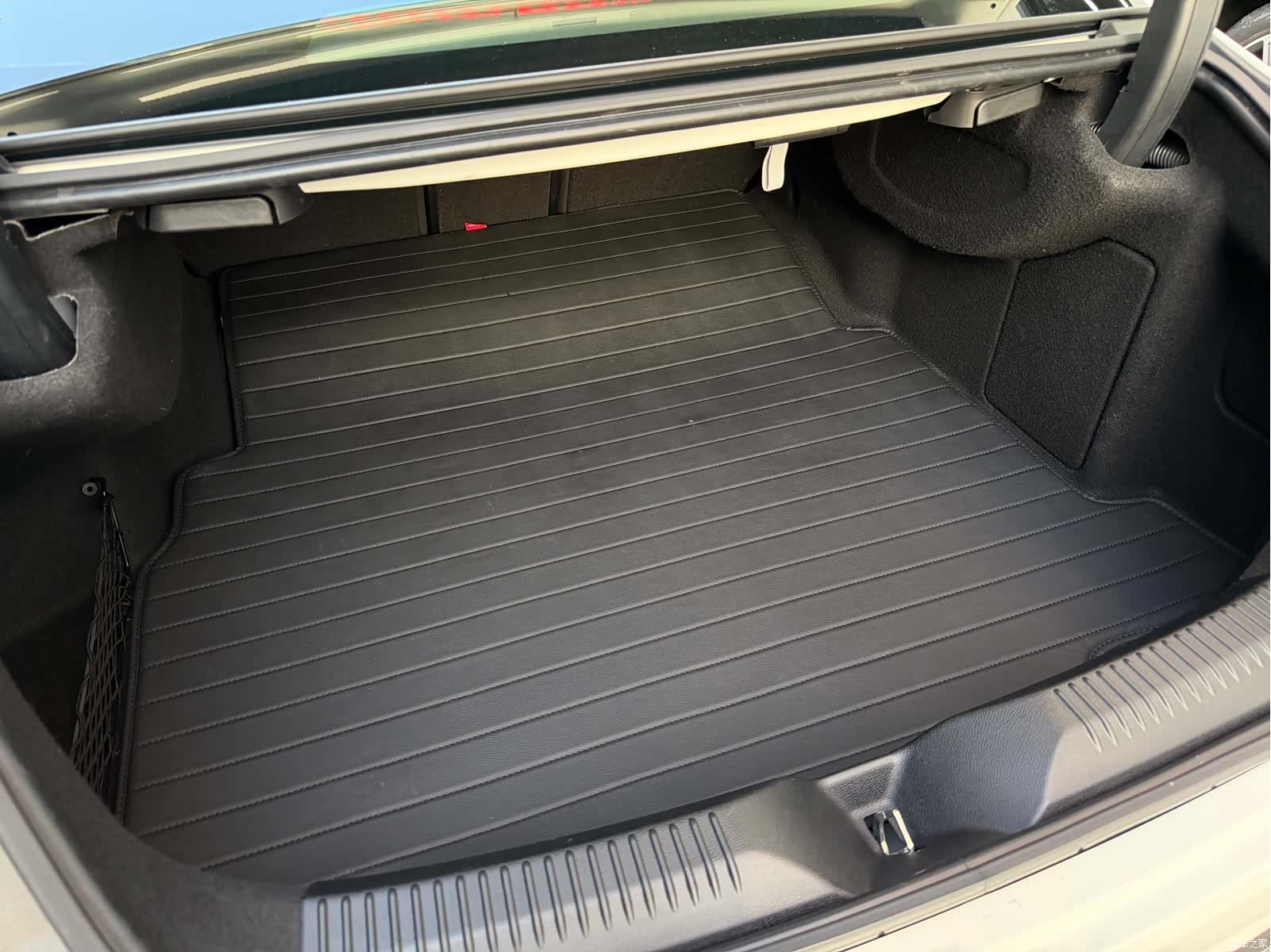Mercedes-Benz CLS, 2024 27