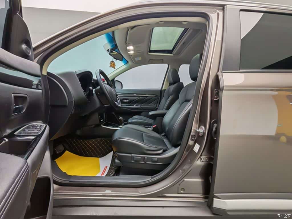 Mitsubishi Outlander, 2020 7