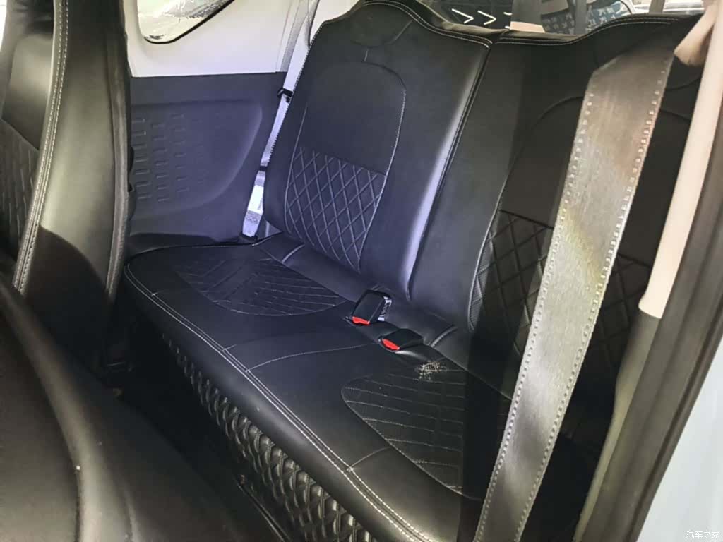Wuling MINIEV, 2022 17