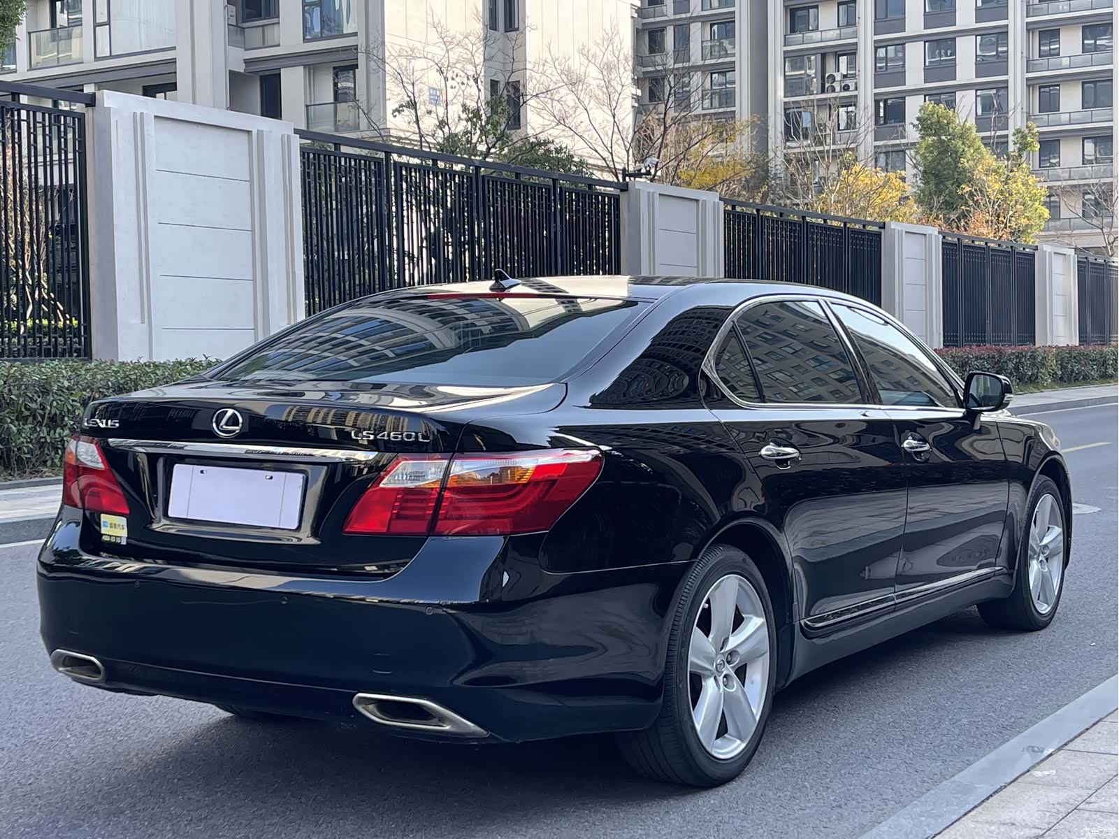 Lexus LS, 2011 все фото