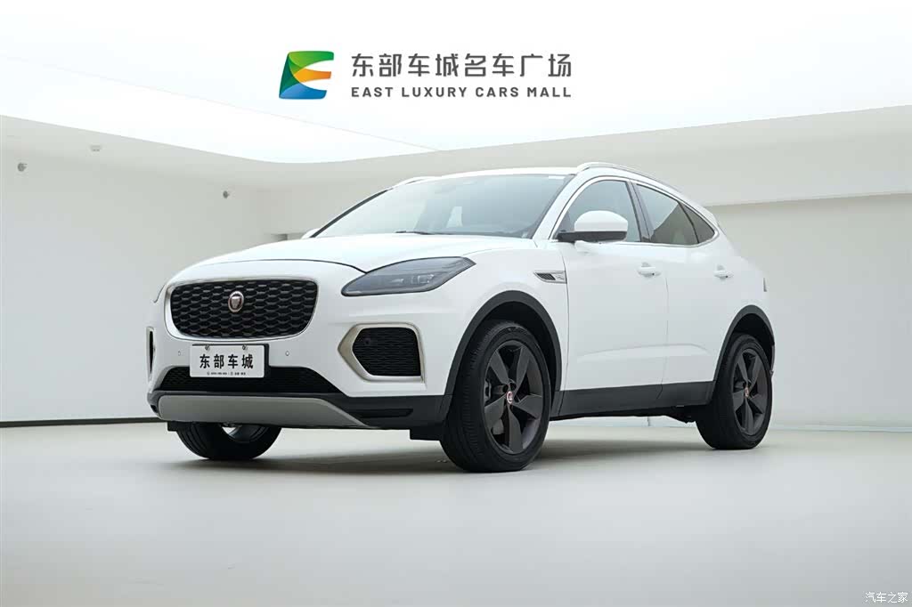 Land Rover E-PACE, 2024 1