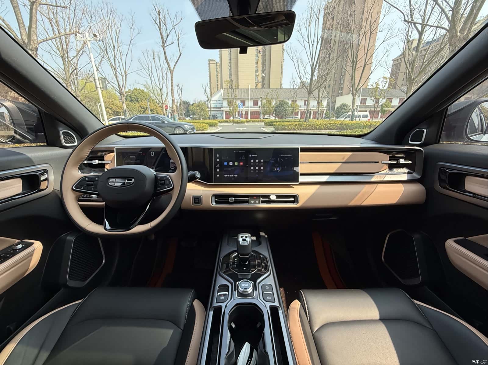 Geely Icon, 2022 11