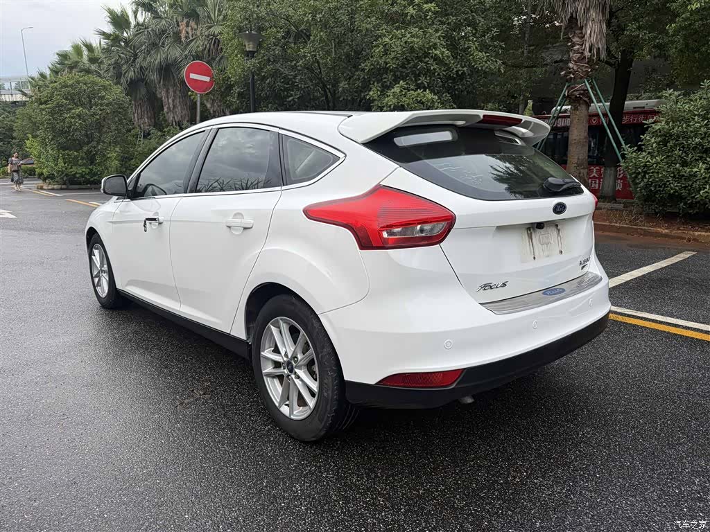 Ford Focus, 2016 6