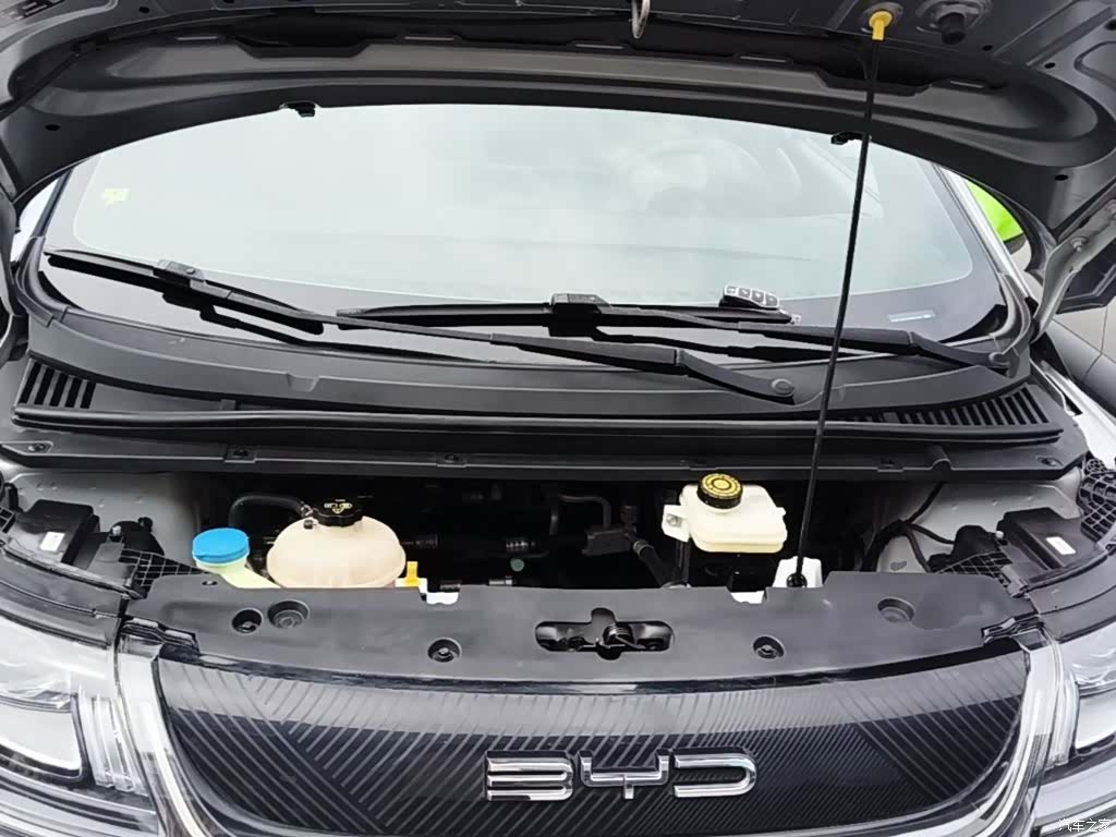 BYD Dolphin, 2022 20