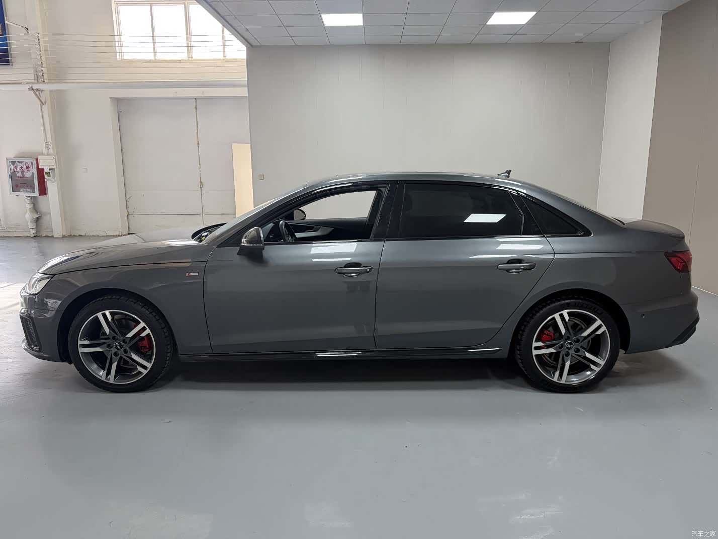 Audi A4L, 2023 12