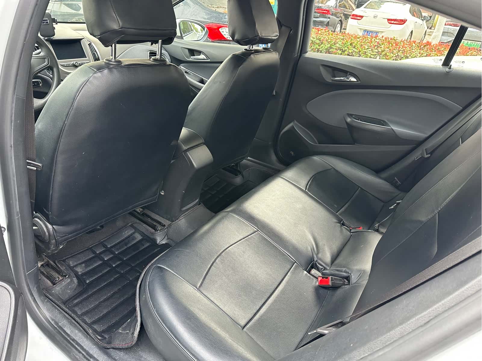 Chevrolet 320, 2018 11