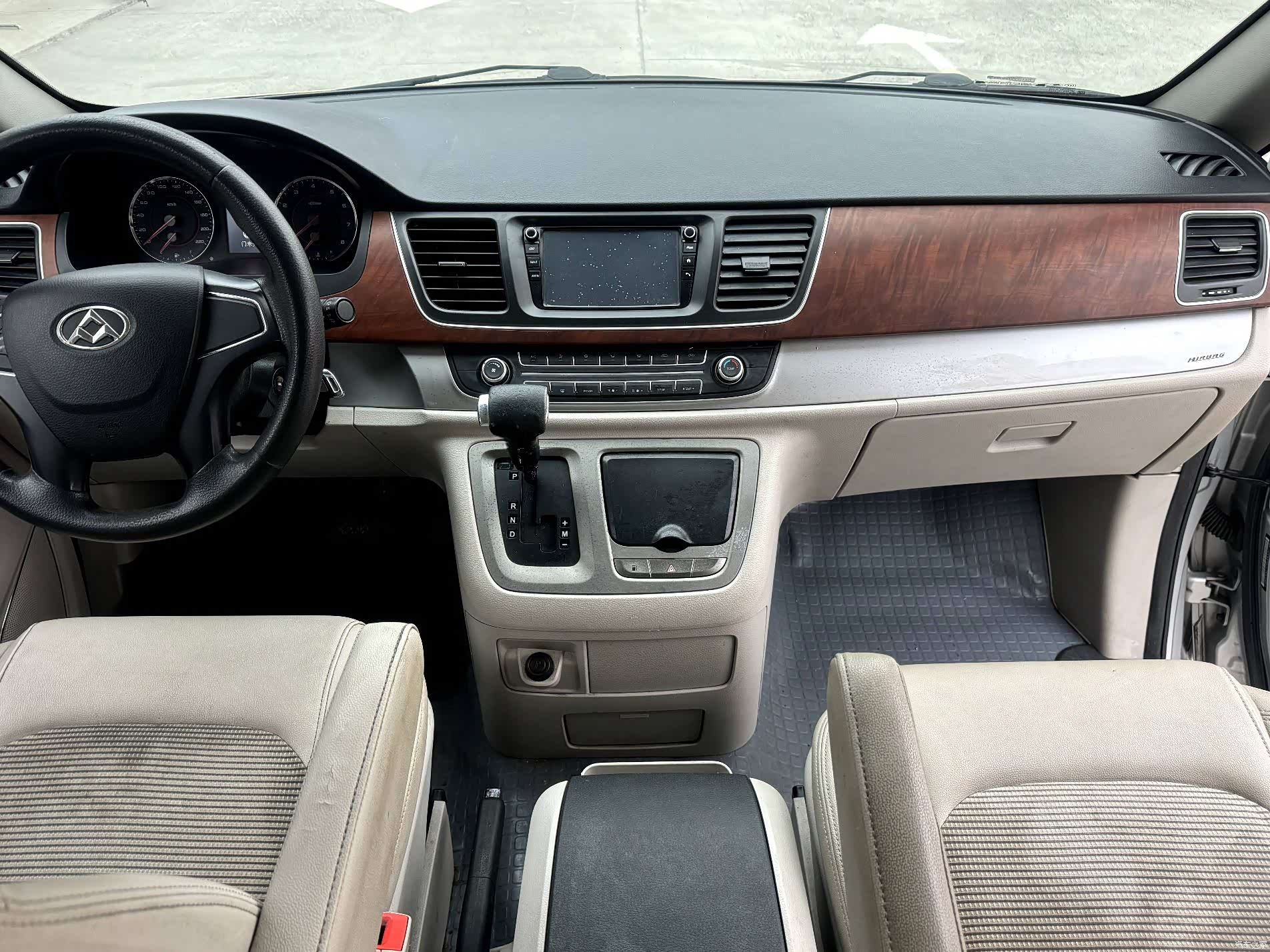 Maxus G10, 2016 9