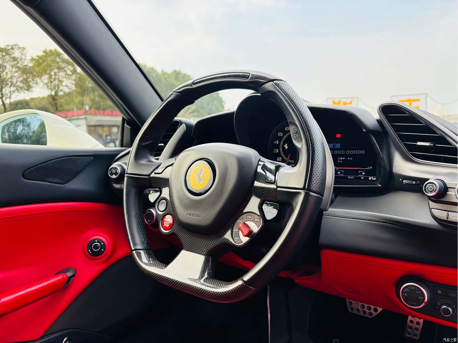 Ferrari 488, 2019 6