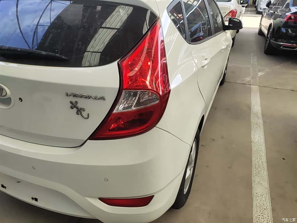 Hyundai GLX, 2016 8