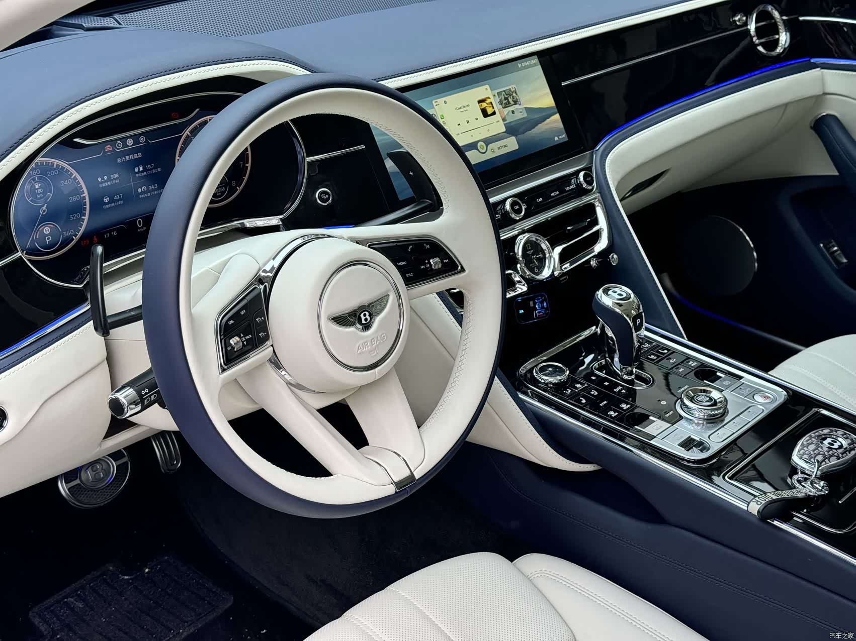 Bentley Flying Spur, 2011 13