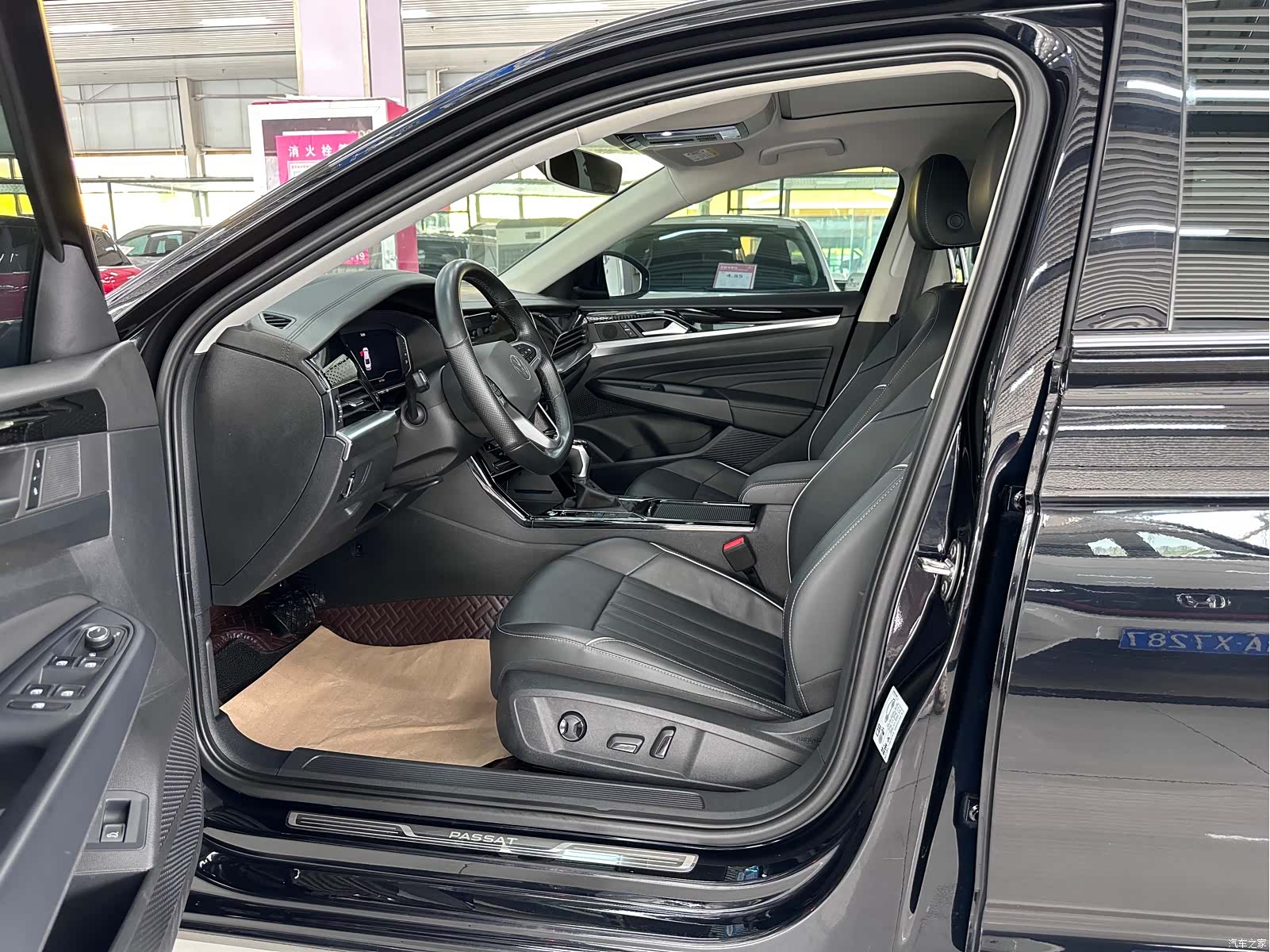 Volkswagen Passat, 2022 9