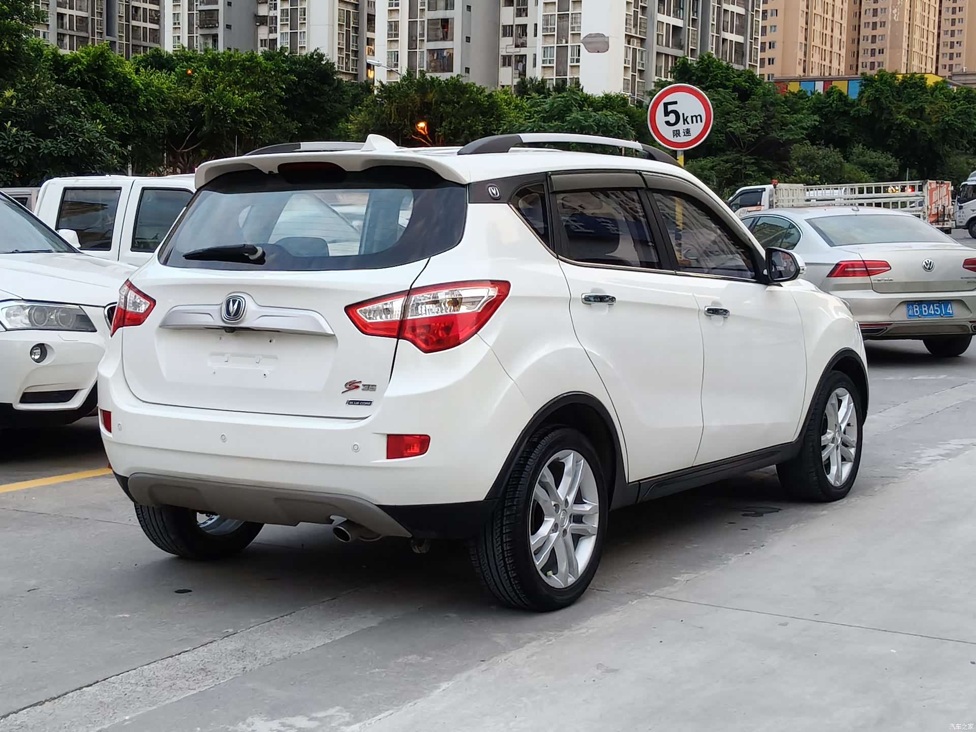 Changan CS35, 2015 9
