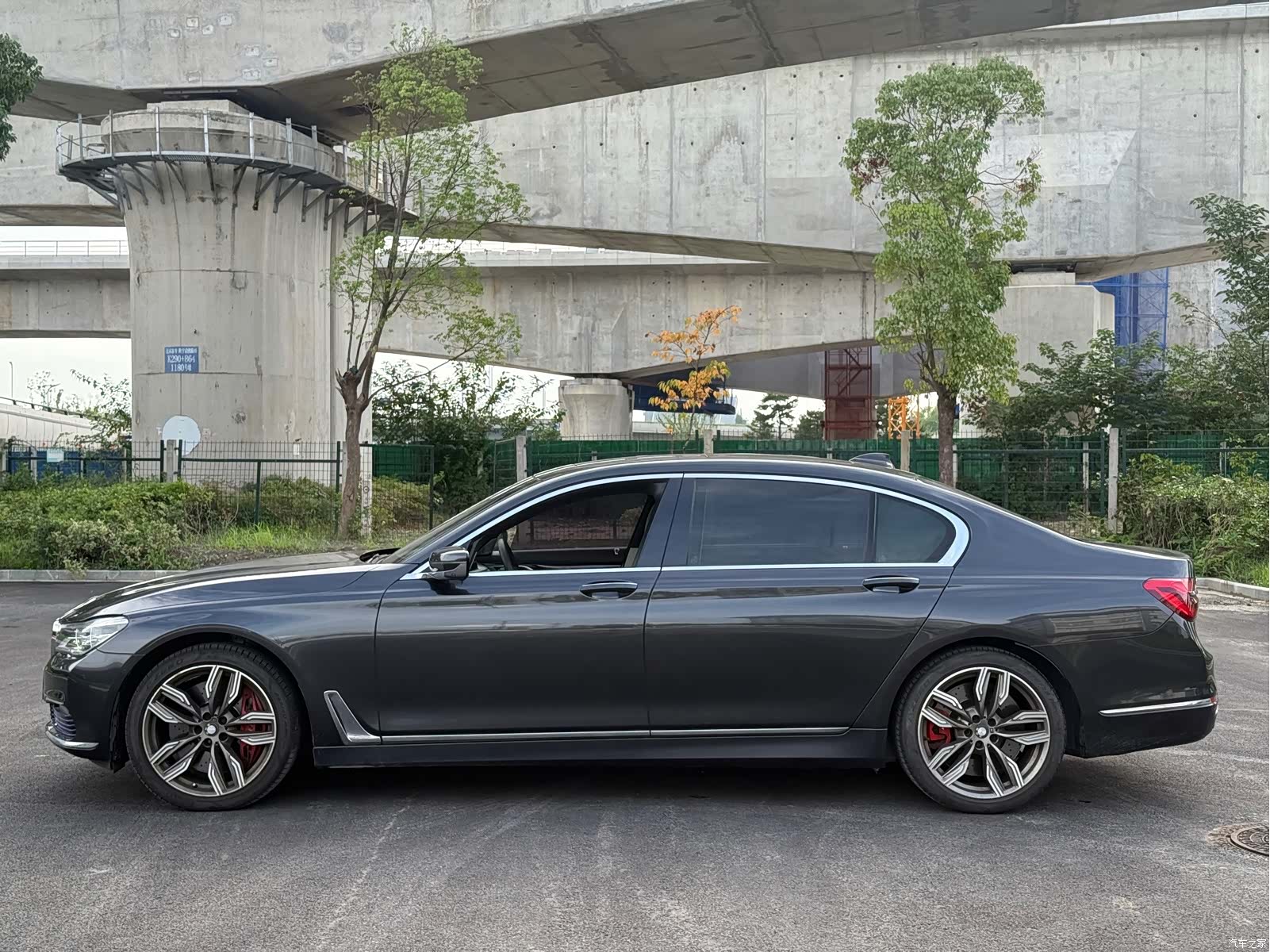 BMW 7 Series, 2015 все фото