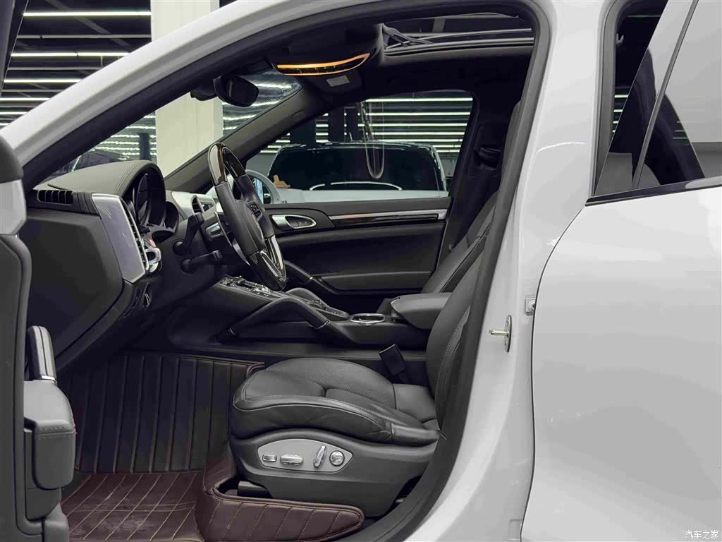 Porsche Cayenne, 2017 6