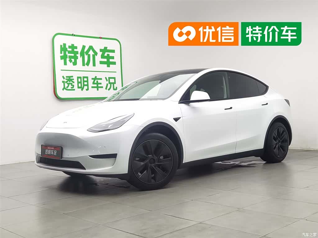 Tesla Model Y, 2024 1