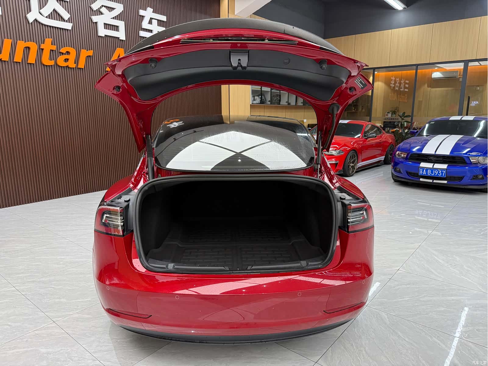 Tesla Model 3, 2022 26