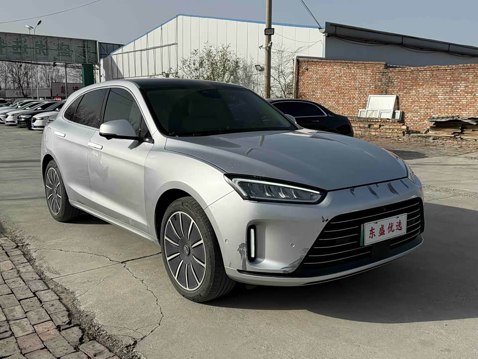 AITO Ask the world M5