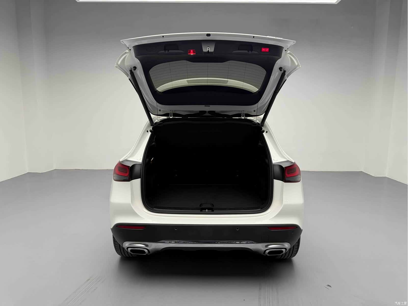 Mercedes-Benz GLA, 2021 12