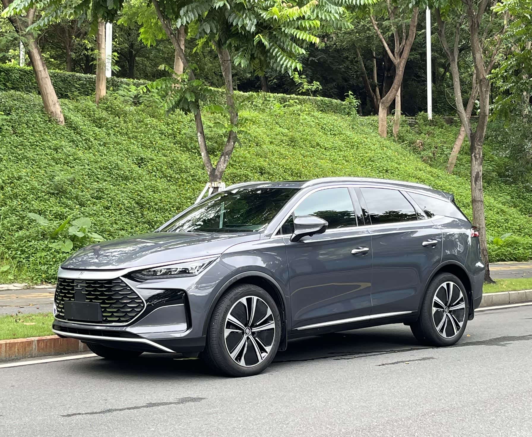 BYD Tang